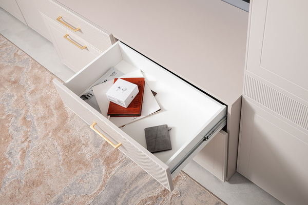 Гостиная Ричфорд композиция 1 с карнизами, кашемир 5981 BS, моно керамика D166-2 ПВХ, белый PE шагрень (собирается на любую сторону)